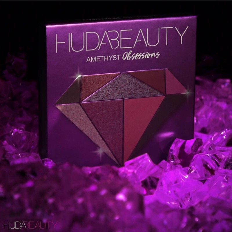 Huda Beauty 9-цветная палитра  – обзор и цена Huda Beauty Makeup Set