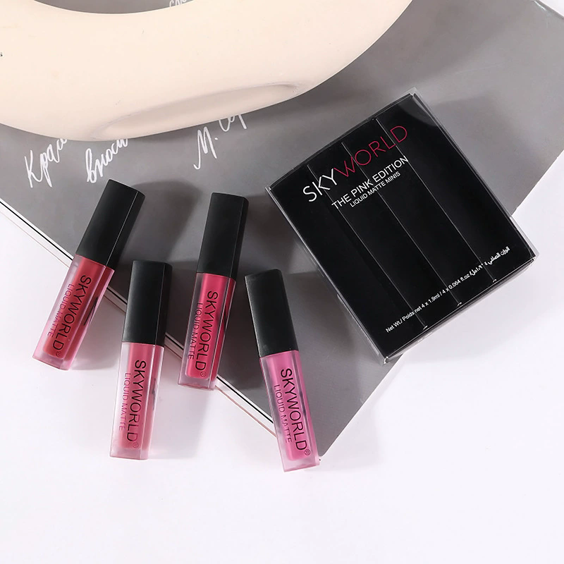 Набор помад из 4 шт., матовый  – обзор и цена Huda Beauty Makeup Set